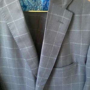 Like New Never Worn Royal Classic by Tom James